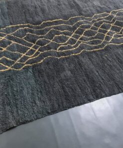 Black Mrirt Rug