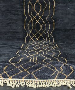 Black Mrirt Rug
