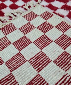 White & Red Wool