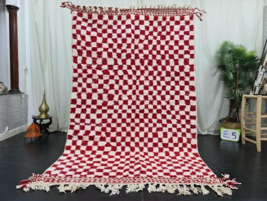 NORA - White and Red Rug - Beni Ourain Authentic Rug