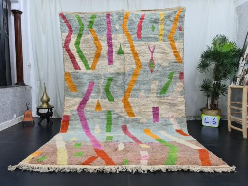 MOROCCAN HANDMADE RUG