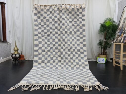 MOGA- Moroccan Beni Ourain Carpet - Check Grey Rug