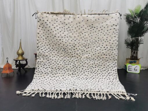 Beni Ourain Dotted Rug