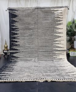 MULAY- Abstract Berber Carpet - Zanafi Kilim Rug 6x10