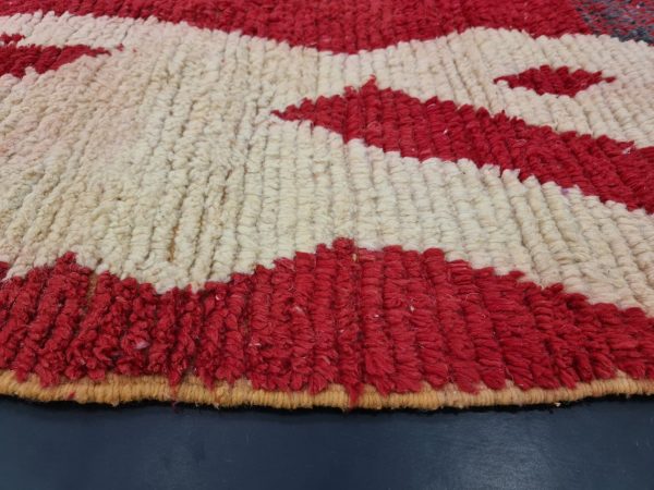 Red And White Rug