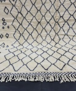 Moroccan Handmade Carpet-White And Black Rug