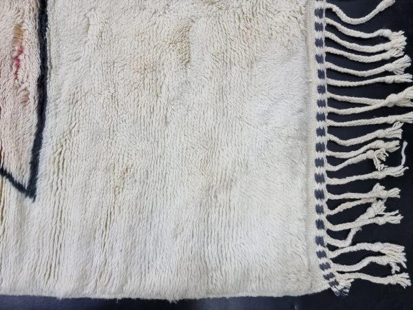 Ivory White And Blue Wool Rug