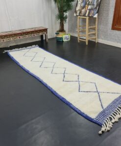 Geometric White And Blue Rug