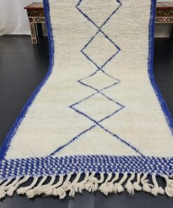 Geometric White And Blue Rug