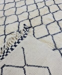 Moroccan Handmade Carpet-White And Black Rug