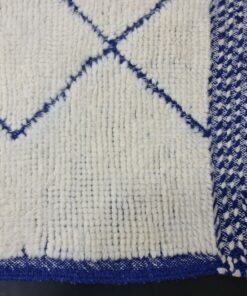 Geometric White And Blue Rug