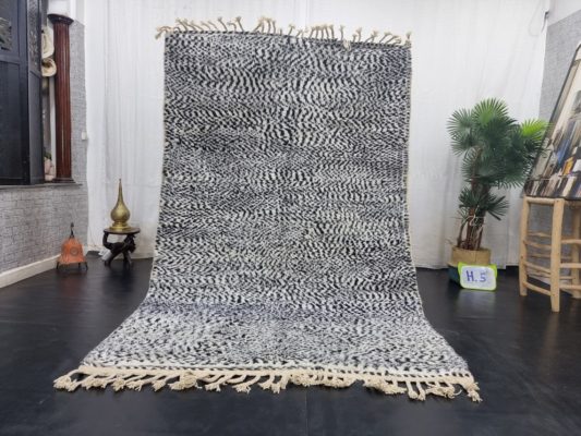 Dotted Black And White Rug