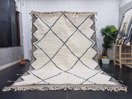 Geometric White And Black Rug