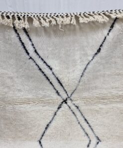 Geometric Off White And Black Rug