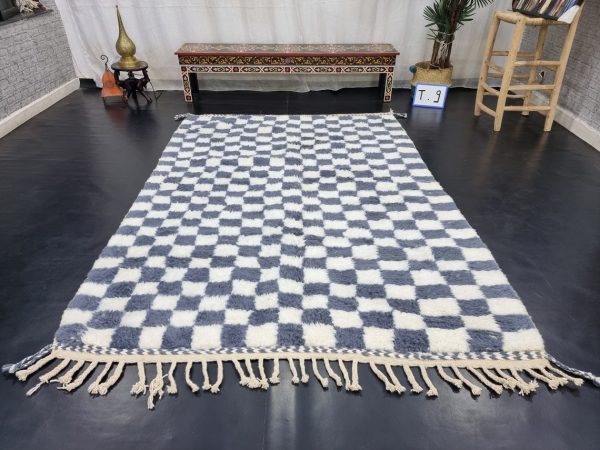 ,White And Spruce Blue Rug