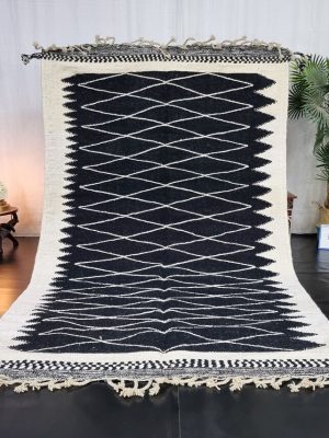 Geometric Black Wool Rug
