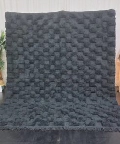 ufted Black Rug
