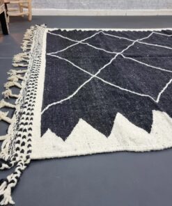 Black And White Rug