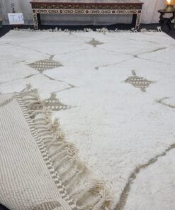 White And Beige Geometric Wool Rug