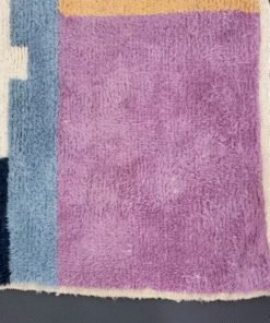white and Purple Rug