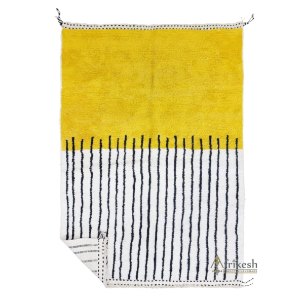 Unique Yellow and White Rug