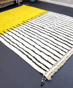 Unique Yellow and White Rug