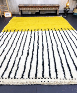 Unique Yellow and White Rug