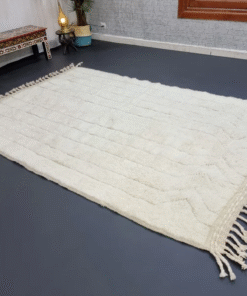 Unique Off White Rug