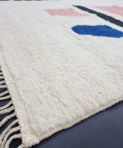 white and pink rug