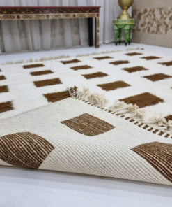 Gorgeous White and Brown Rug