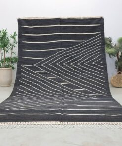Black & White Berber (1)
