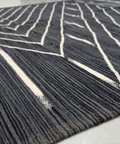 Black & White Berber (6)