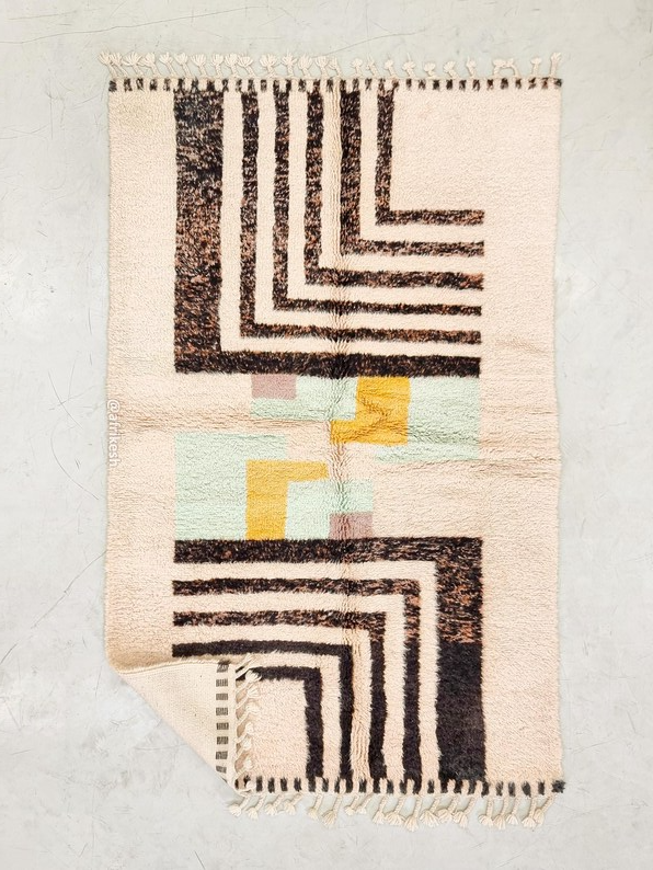 Aghilas – White and Black Striped Rug | Moroccan Beni Ourain Rug – Custom Sizes