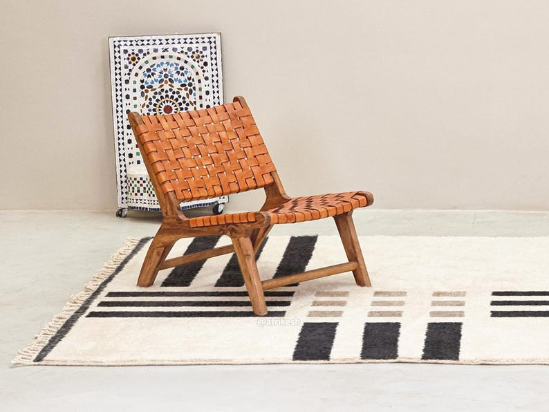 Amalina – Beni Ourain Black and White Rug – Moroccan Geometric Rug - Image 5