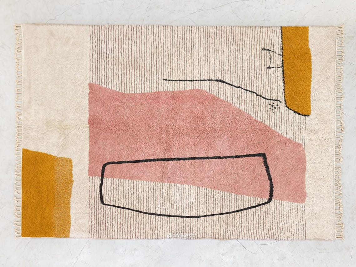 AMAYAS – Pink And White Rug – Beni Ourain Abstract Custom Rug - Image 8