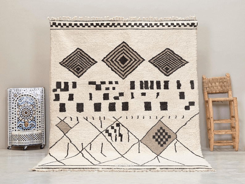Laleh– Moroccan Beni Ourain Rug Black and White – Custom Geometric Rug