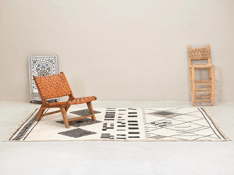 Laleh– Moroccan Beni Ourain Rug Black and White – Custom Geometric Rug - Image 3