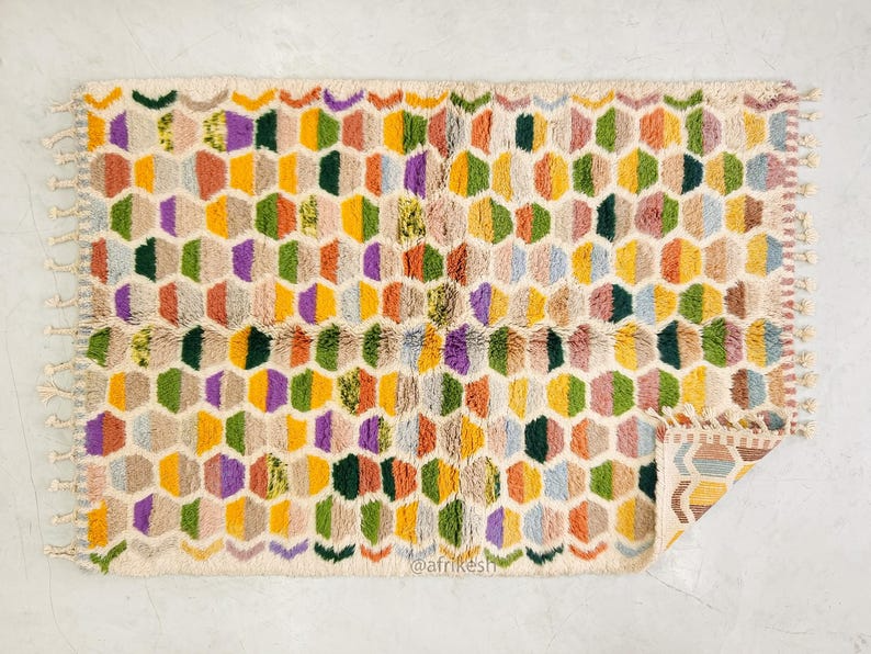 Medina– Beni Ourain Colorful Rug  – White and Purple Geometric Rug | Moroccan Handmade Custom Carpet - Image 9