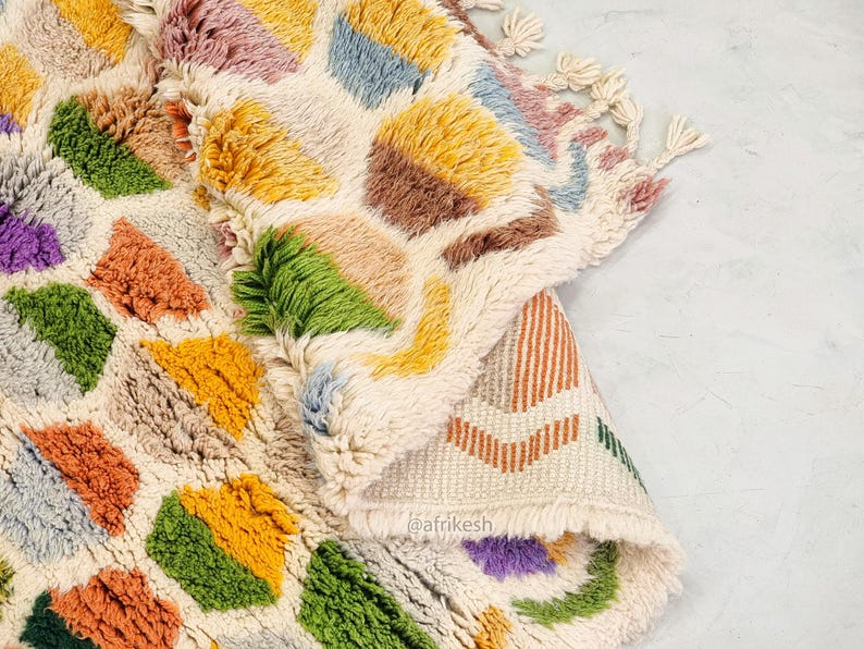Medina– Beni Ourain Colorful Rug  – White and Purple Geometric Rug | Moroccan Handmade Custom Carpet - Image 7