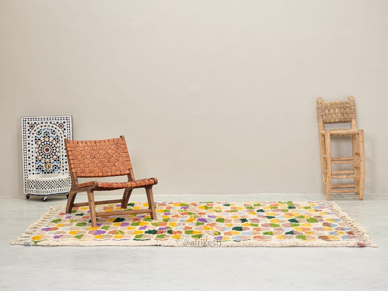 Medina– Beni Ourain Colorful Rug  – White and Purple Geometric Rug | Moroccan Handmade Custom Carpet - Image 4