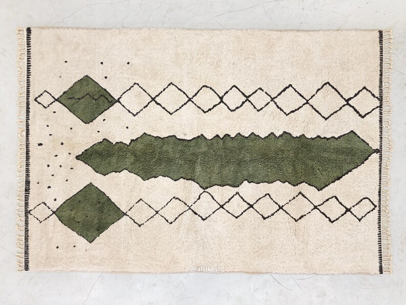 Najat– Moroccan Beni Ourain Rug white and Green– Custom Geometric Rug - Image 7