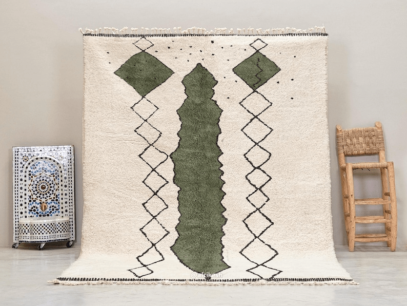 Najat– Moroccan Beni Ourain white and Green Rug – Custom Geometric Rug - Image 2
