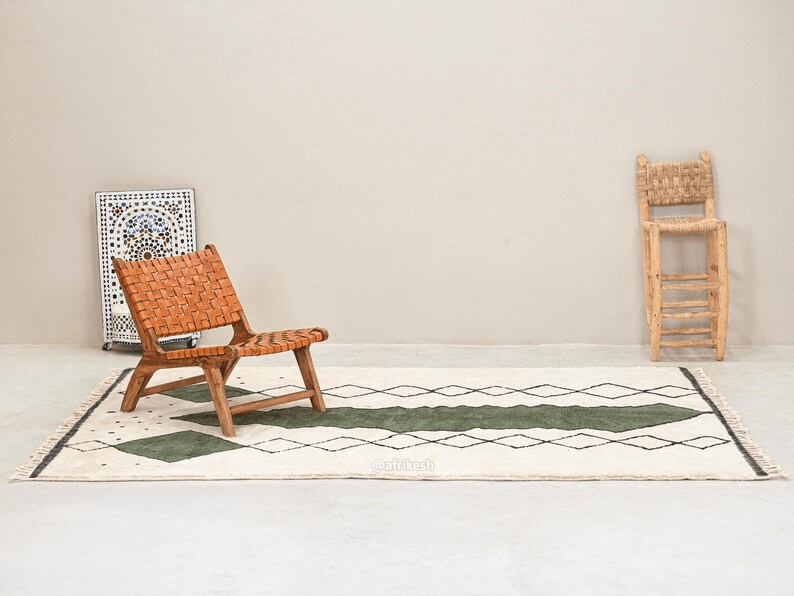 Najat– Moroccan Beni Ourain white and Green Rug – Custom Geometric Rug - Image 4