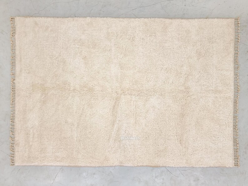 Niloofar– Beni Ourain White Rug – Moroccan Solid Carpet  6x9 - Image 8