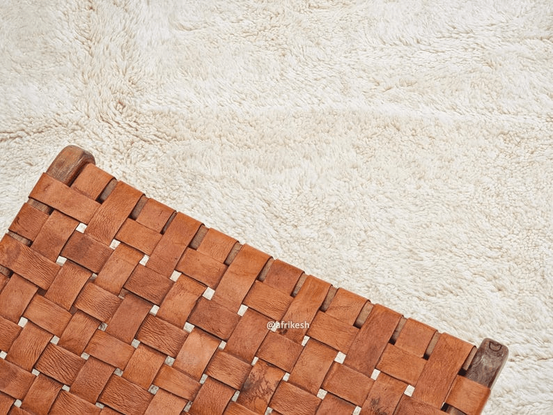 Niloofar– Beni Ourain White Rug – Moroccan Solid Carpet - Image 5