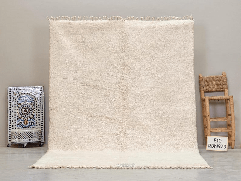 Niloofar– Beni Ourain White Rug – Moroccan Solid Carpet