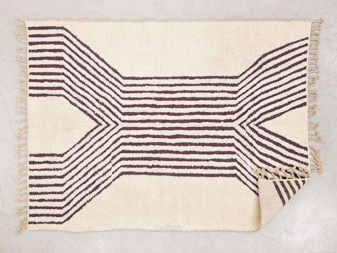 TAIBA – Beni Ourain Striped And Custom Rug – White & Deep garnet red Rug - Image 7