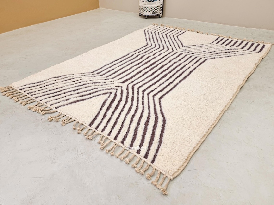 TAIBA – Beni Ourain Striped And Custom Rug – White & Deep garnet red Rug - Image 3