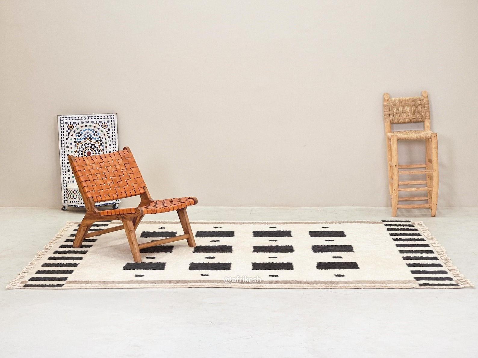 Tissilt – Beni Ourain Black and White Rug – Custom Geometric Rug - Image 7