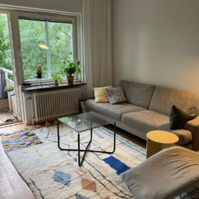 Idir- Beni Ourain Rug 6x9 – White and Pink Striped Carpet | Moroccan Handmade Wool Rug